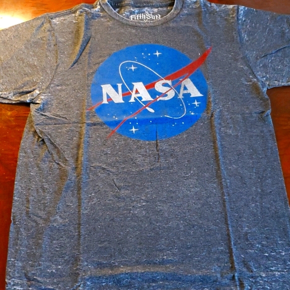 NASA T-Shirt - Picture 1 of 1